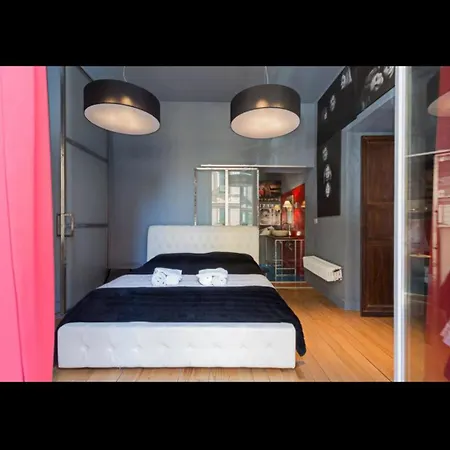 Loft Devotion * Chiavari